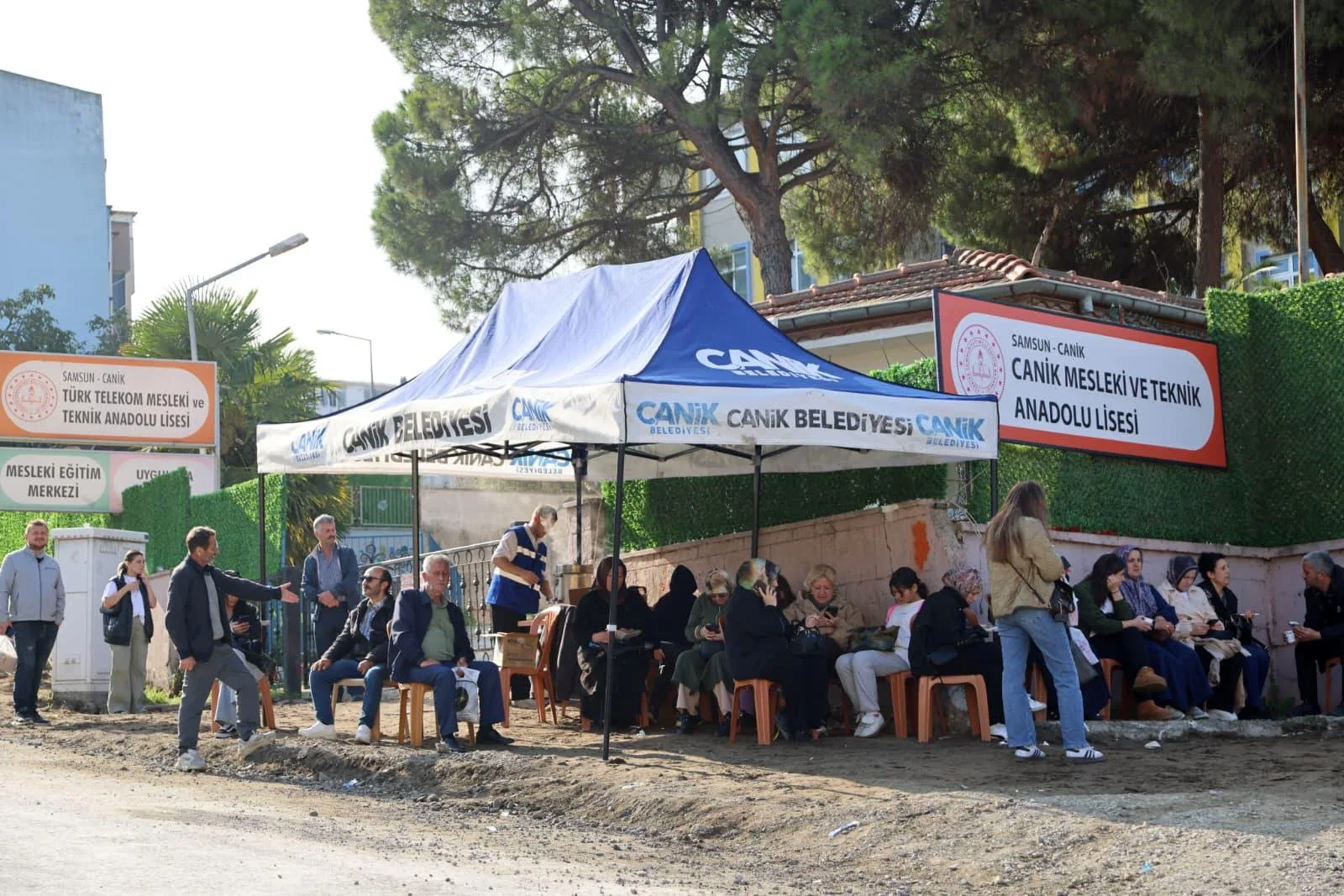 Samsun'da KPSS'ye geç kalan adayların yardımına Canik Belediyesi yetişti!