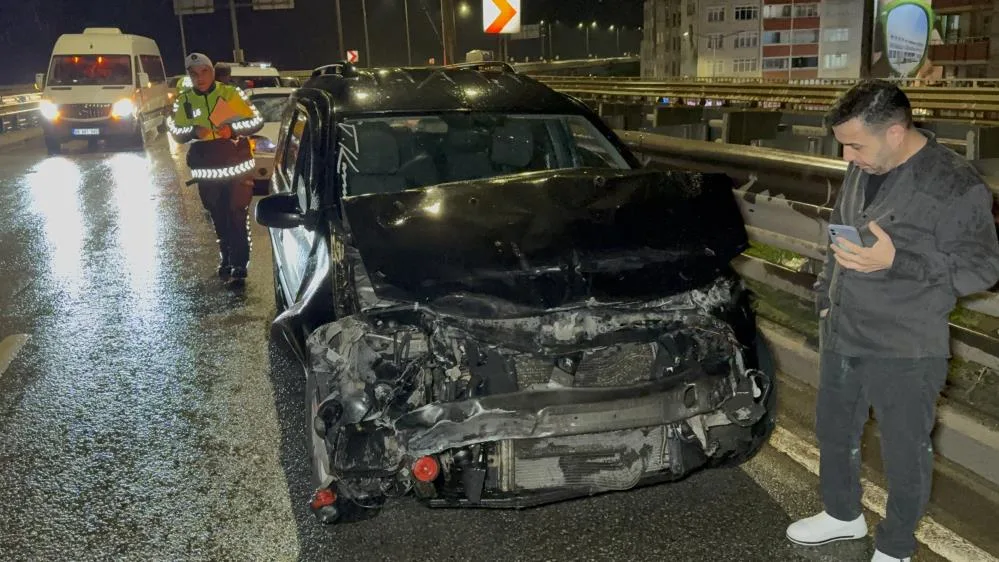 Samsun’da düğüne giden otomobil kaza yaptı: 1 yaralı