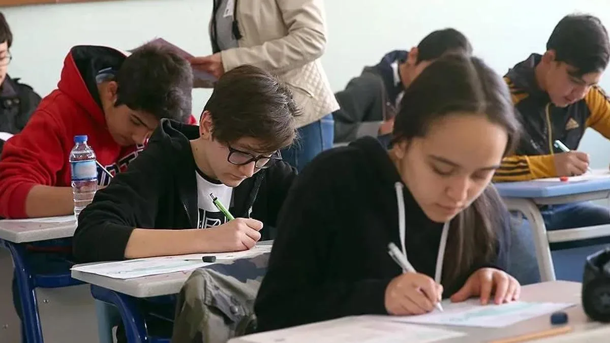 MEB'in yeni sınav sistemi üzerinden tuzak: Öğrenci ve veliler dikkat