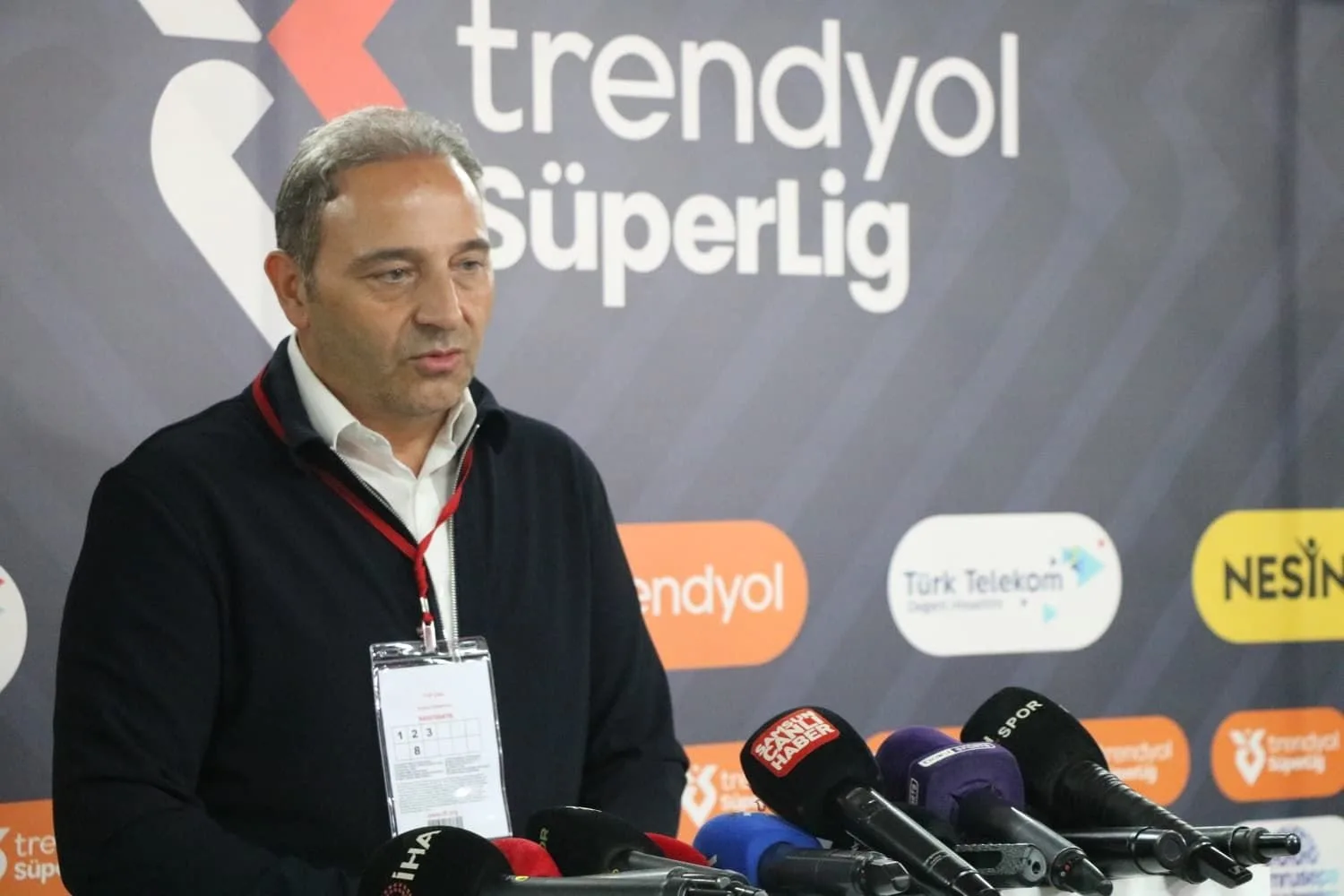 Samsunspor'da eleştirilerin odağındaki Fuat Çapa basın toplantısında neler söyledi? - 12