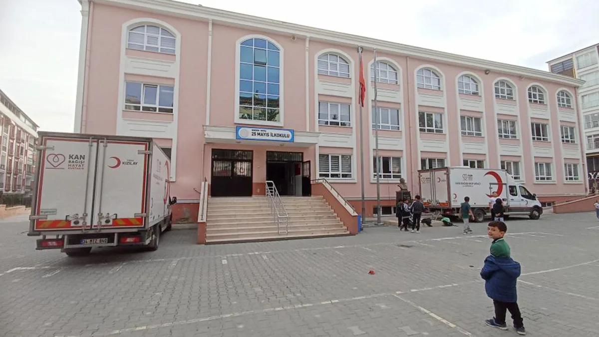 Samsun'da Okulumda ‘Kan’panya Var etkinliğinde kan bağışı
