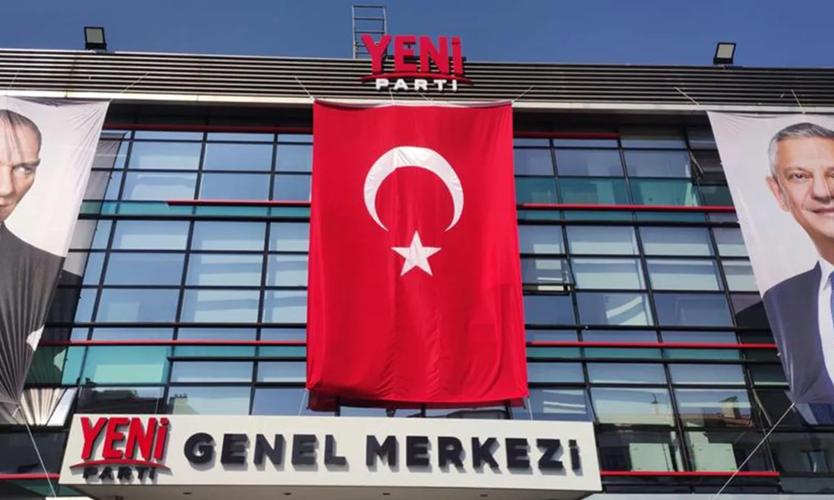 İstanbul'da bir belediye daha YENİ Parti'ye katıldı