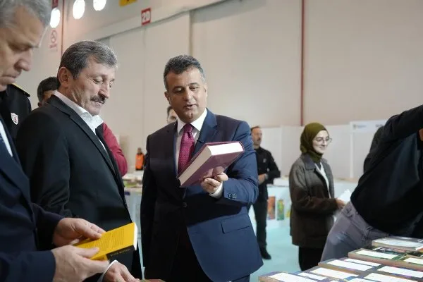 Samsun Kitap Fuarı kapılarını açtı! Vali Tavlı ve Başkan Doğan'dan önemli mesajlar