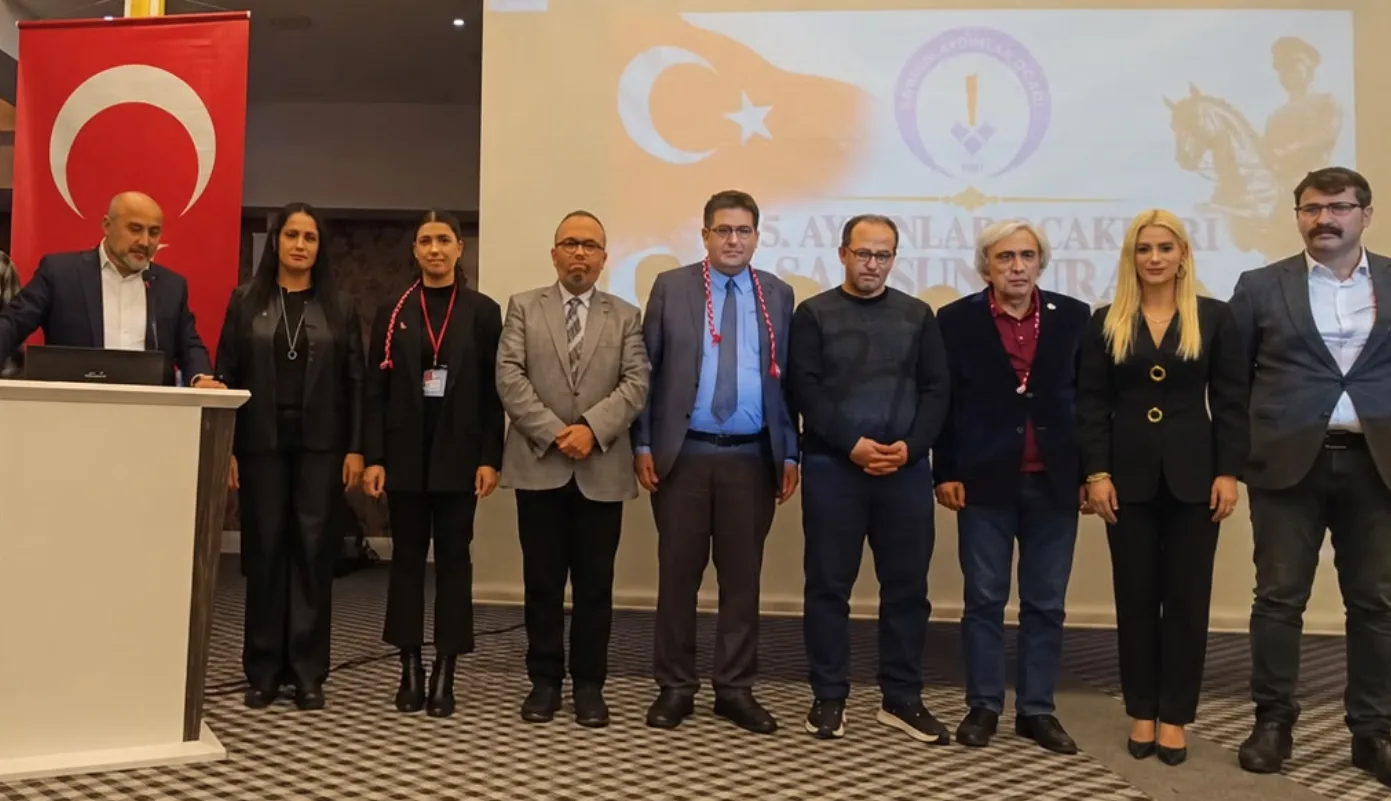 Samsun'da Av. Büşra Çelebi'den yapay zekâ uyarısı: İnsan yerine karar vermemeli