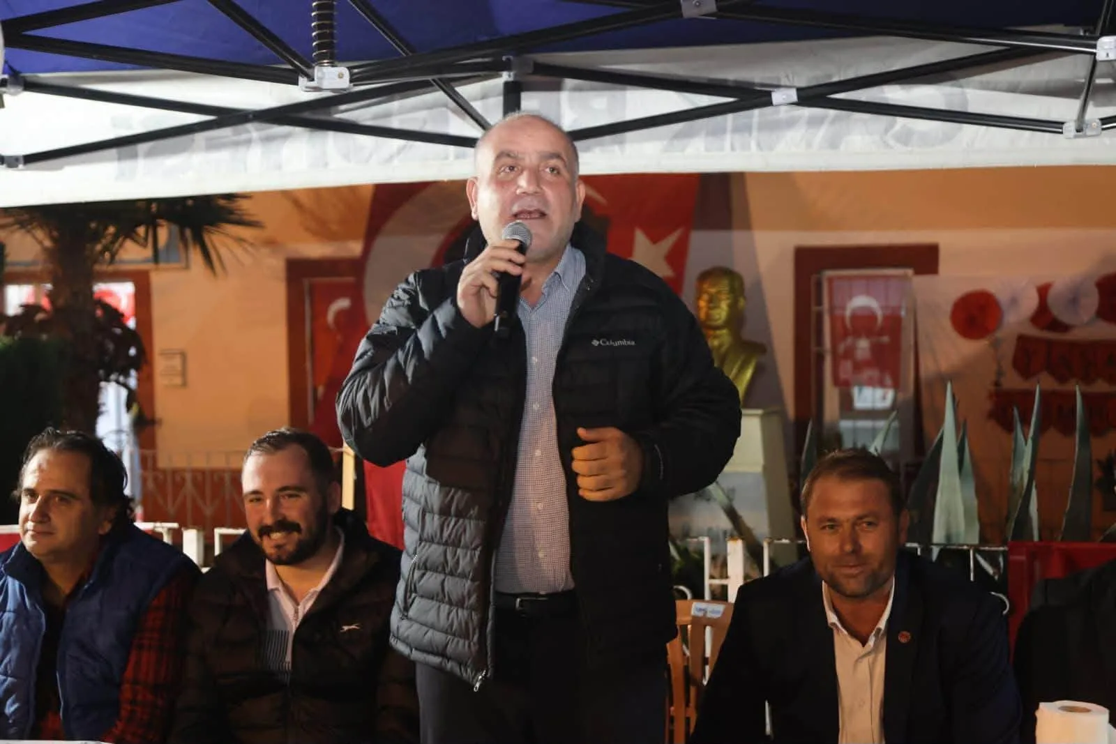 Canik'te 29 Ekim Cumhuriyet Bayramı coşkusu fener alayıyla taçlandı