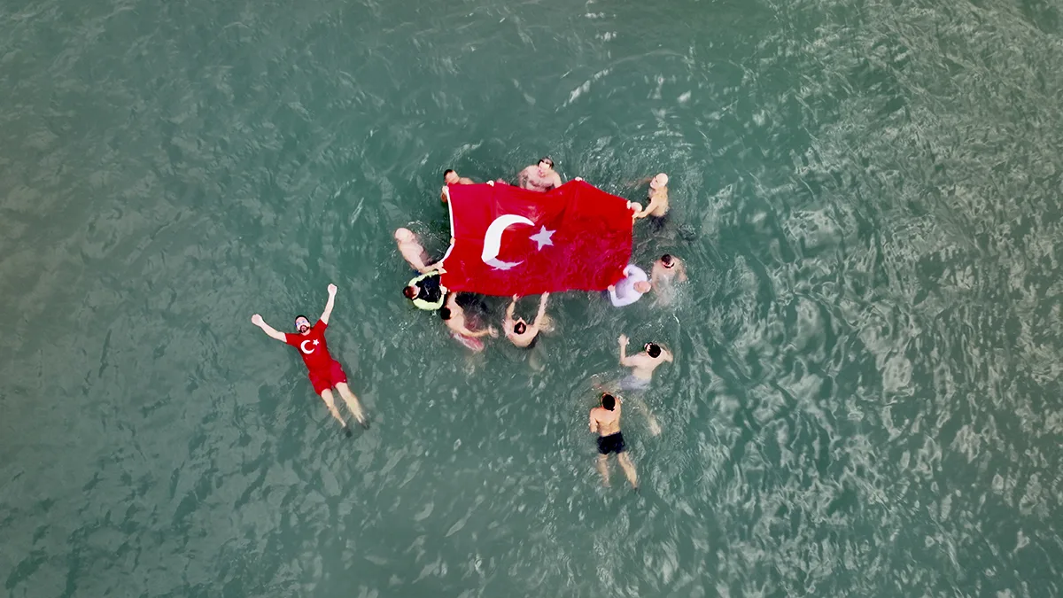 Samsun'da Cumhuriyet coşkusu Karadeniz'e taşındı