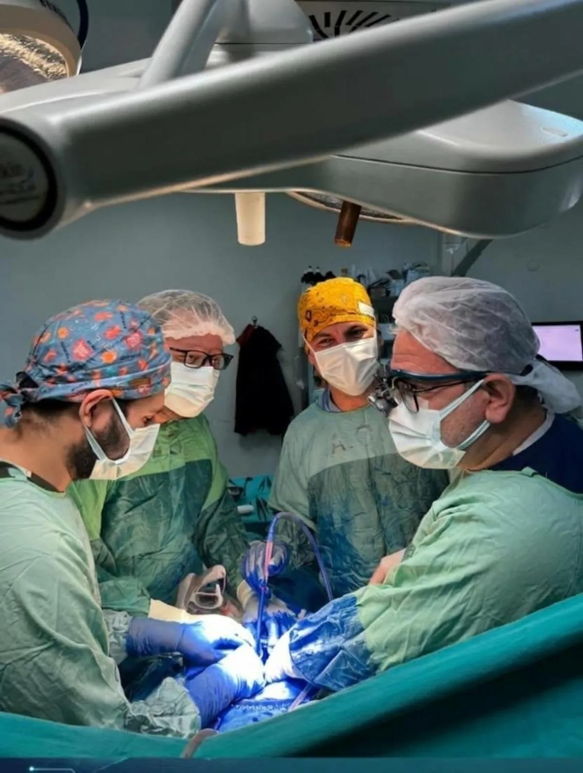 İdrarında kan gördü, hastaneye gitti! Doktorlar şaşkına döndü