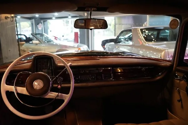 Samsun'da çocukluk hayali Mercedes müzesine dönüştü