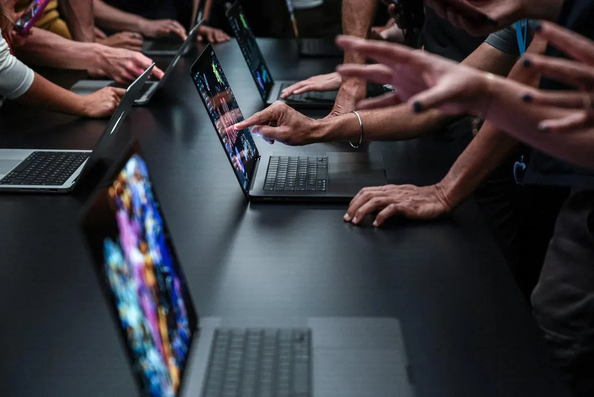 Apple'dan tarihi MacBook hamlesi: Türkiye'de ne kadar olacak?