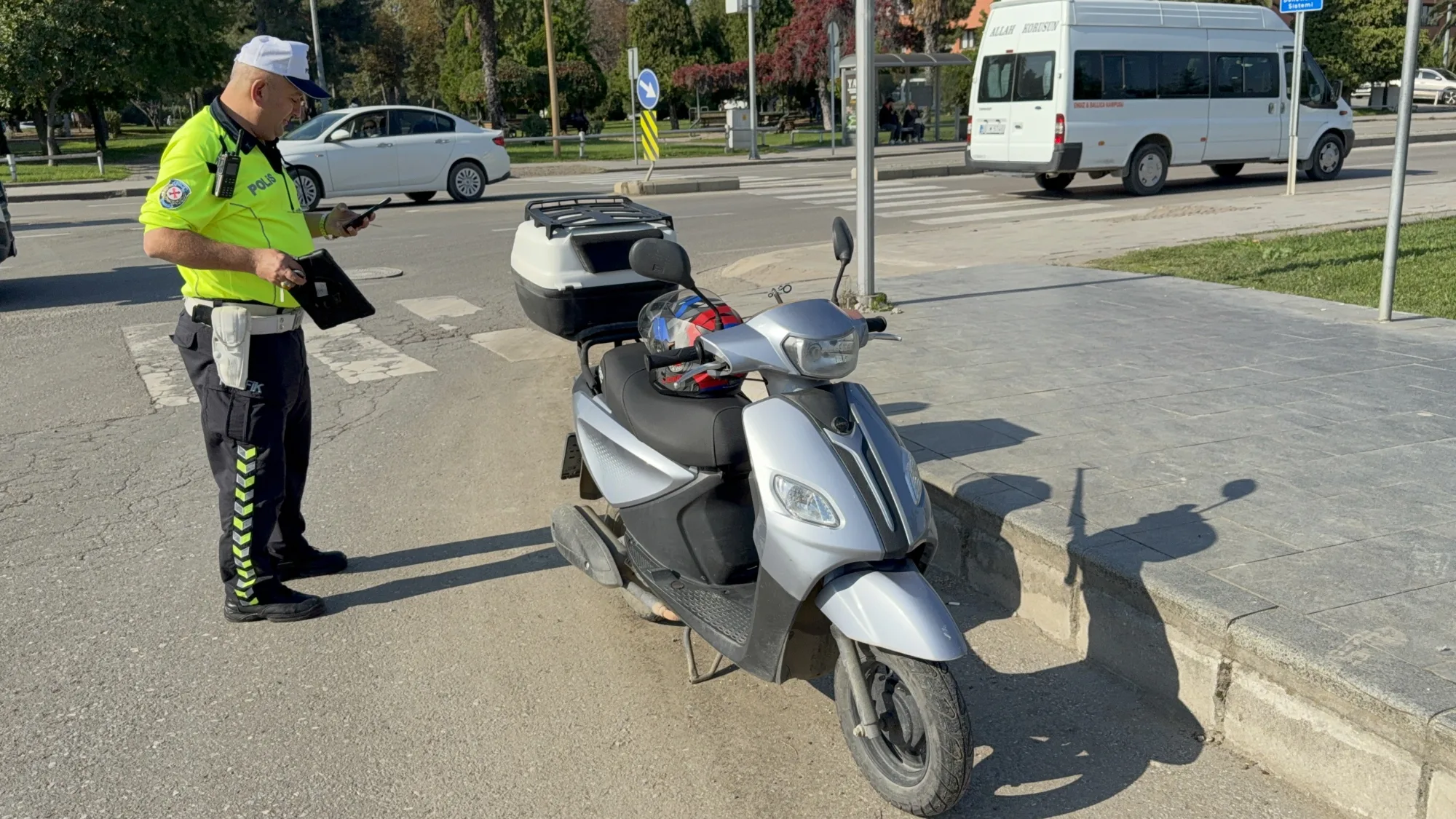 Samsun'da motosiklet kazası! 78 yaşındaki sürücü yaralandı