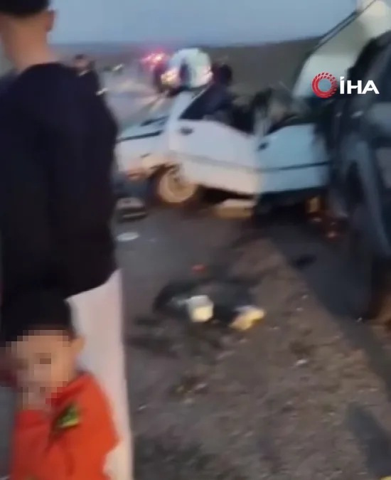 Otomobil ile pikap çarpıştı: 1 ölü, 2 yaralı