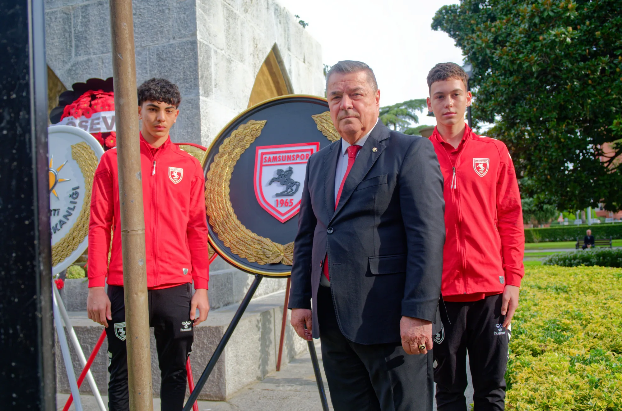Samsunspor yönetimi Cumhuriyet'in 103. yılında Atatürk'ün huzurunda