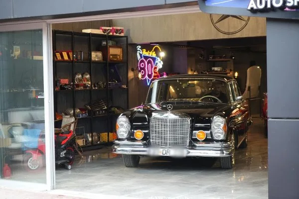 Samsun'da çocukluk hayali Mercedes müzesine dönüştü
