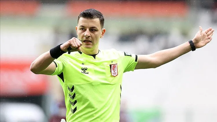 Başakşehir-Samsunspor maçının hakemi Ozan Ergün kimdir? İşte karnesi - 1