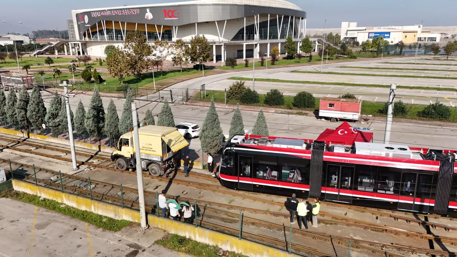 Samsun'un raylı sistem filosu büyüyor: 12 tramvaydan dördüncüsü ulaştı
