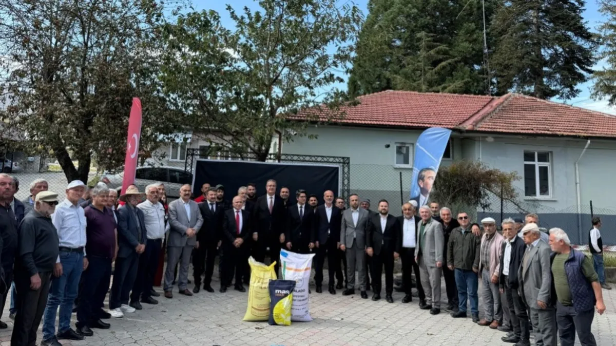 Ladik'te üreticilere tohum ve gübre desteği